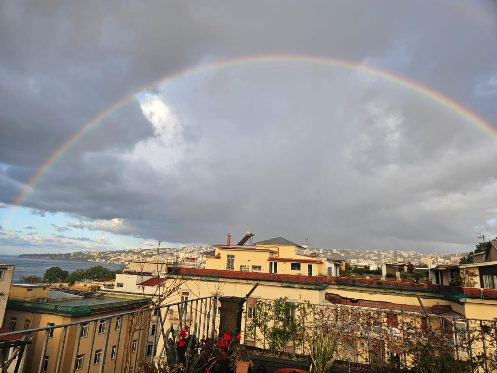 דירות נאפולי La Casa Di Nettuno מראה חיצוני תמונה